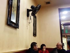大堂-老北京褡裢火烧·任记
