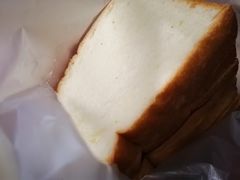 -Dough&Joe团憩(瑞虹天地月亮湾店)