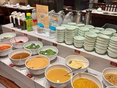 -四点金粥底火锅(沂州里店)