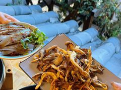 -勺子米线·云南传统小吃市集(四方街店)