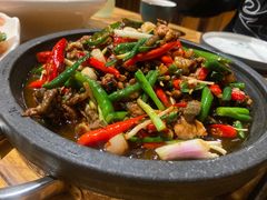 -老滇山寨•云南特色菜•地方菜•民族风情歌舞表演(金碧店)