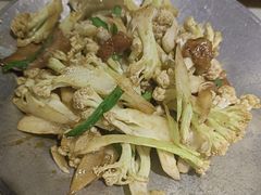 -卢大鲜鱼头捞饭(美利广场店)