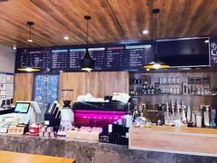 -ZING COFFEE 镜咖啡