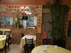 香辣蟹配菜一共有20几个品种-来无及香辣蟹