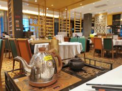 大堂-稻香酒家·34年老字号·港式粤菜(汉街店)