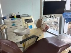 -极光口腔·矫正种植修复(锦江店)