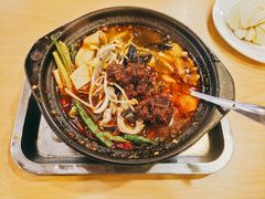 -尕盼舍连锁餐饮大盘鸡拌面王(中和美食街店)