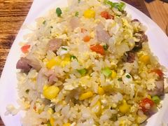 蛋炒饭-三个蒙古大叔羊肉串(大宁店)