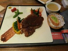 -栖巢咖啡(天鹅湖万达低碳店)