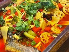 -霸气大叔干锅鸭头·龙虾烧烤·川菜·赛事直播(三里屯店)
