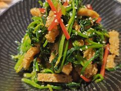 菠菜拌面筋-贯贯吉·清真餐厅(浙江中路店)