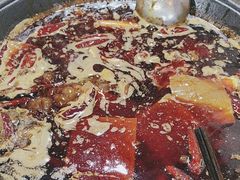 -黄潇洒老火锅(九眼桥宏济巷店)