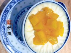 招牌双皮奶任意配-广信牛奶甜品世家(台东店)