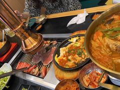 -臻牛烤肉