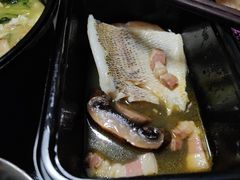 -港丽餐厅(高德置地店)