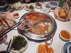 -左庭右院鲜牛肉火锅(金山万达店)