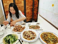 -宾朋海鲜美食餐厅·特色美食(兴海路店)