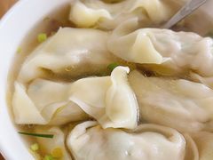 芹菜大馄饨-周素珍湖州大馄饨(直戒坛寺巷店)