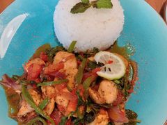 酸辣鸡肉饭-蓝壁虎咖啡酒馆