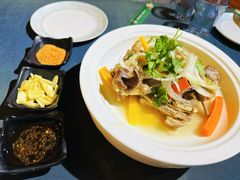 手抓羊肉-伊带伊路新疆美食府(呼家楼店)