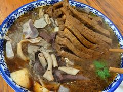 -叶新小吃店(来凤小区总店)