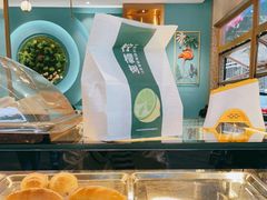 面包甜点陈列柜-柠檬树茶餐厅(海雅缤纷城店)