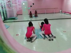 -艺熠舞蹈口才主持表演艺术中心(爱琴海校区)
