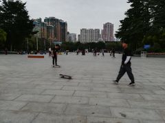 -英雄广场