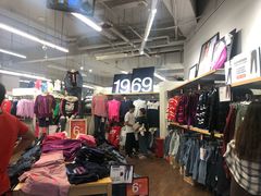 -GAP(王府井奥莱·香江小镇店)
