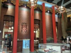-梅龙镇酒家(南京西路总店)