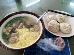 -四平包子铺