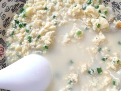 内容丰富的海鲜小豆腐-1910老鲁味海鲜·戳子肉·青岛菜(金沙滩店)