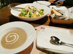 牛油果沙拉-斯比特花园西餐厅(大丸百货店)