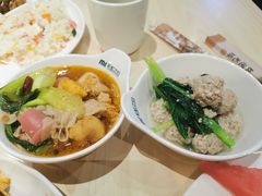 -梦航彩虹之约自助餐厅(华府天地店)