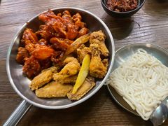 乌冬面一口没吃-MI WU FACTORY米屋美食工厂餐厅(绿地店)