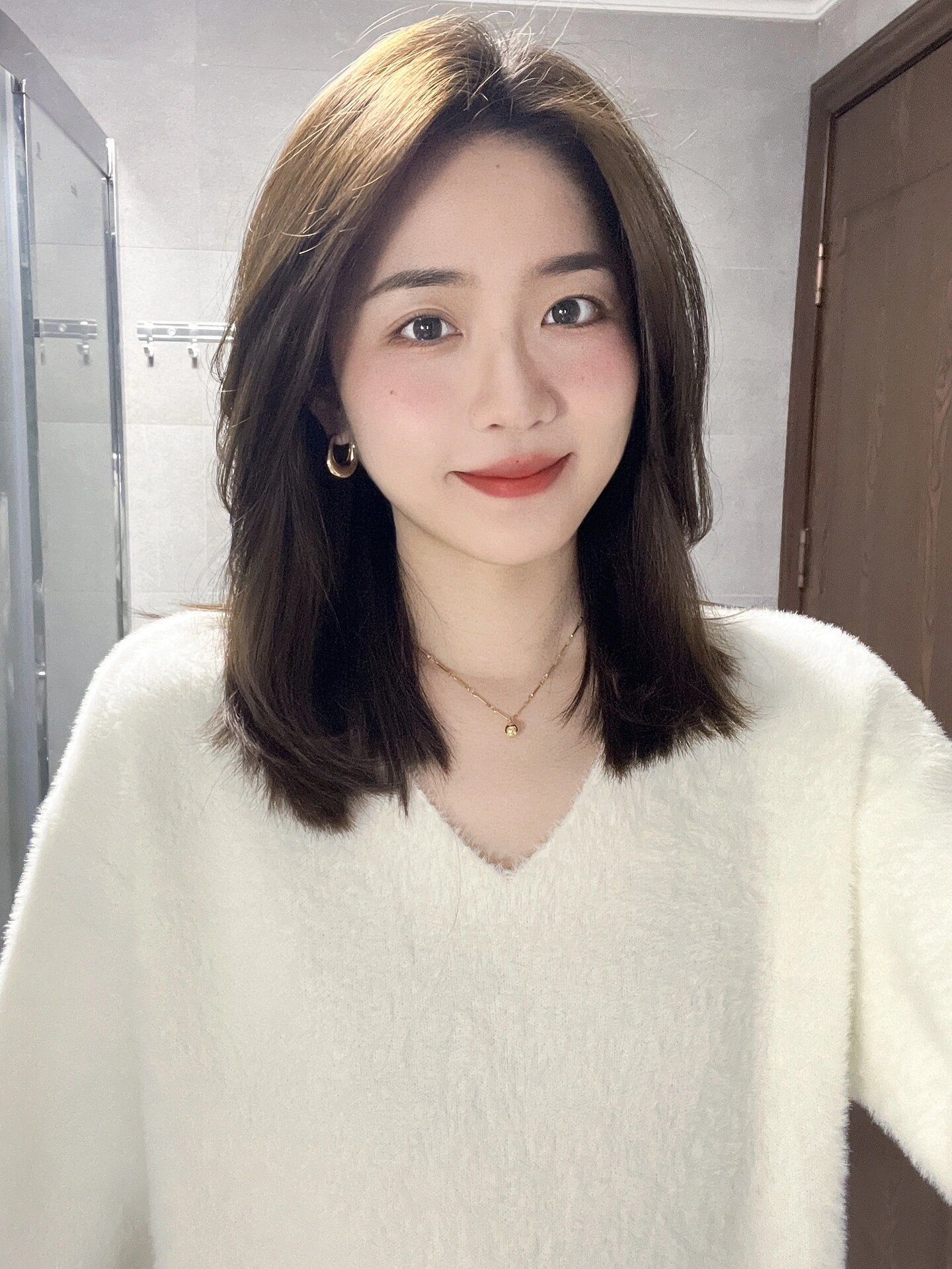 所有脸型都适合的发型