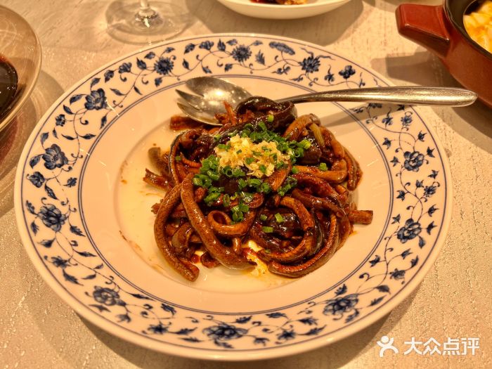上海和平饭店龙凤厅 Dragon Phoenix本帮鳝丝图片