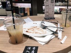 -钟书阁(群光广场店)