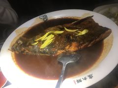 -卢大鲜鱼头捞饭(美利广场店)