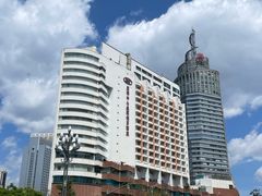 -昆明中心皇冠假日酒店