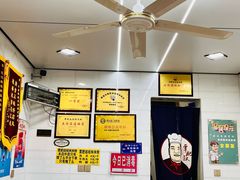 -覃肥叔桂林米粉(粮道街店)