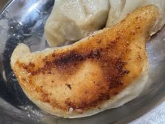 -黄阿姨锅贴大王(万航渡路店)