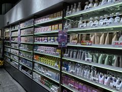 -嗨特购HitGoo(朝阳合生汇店2店)