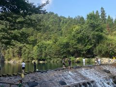 -石台牯牛降景区