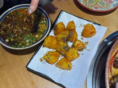 -洱火云南酸菜牛肉火锅(石景山当代商城店)