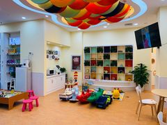 -红黄蓝成长中心(公益西桥校区)