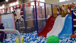 -开心哈乐亲子乐园(东森时尚百货店)