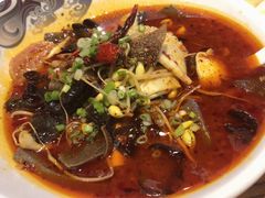 -渝是乎川渝小炒(新世界百货望京店)