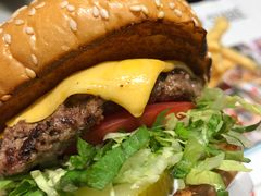 -The Habit Burger Grill 哈比特汉堡(爱琴海店)
