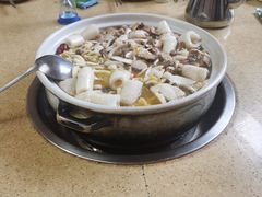 -东巴谷野生菌火锅餐厅